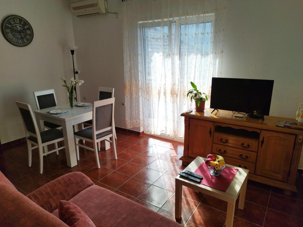 Milka Apartment Cattaro Esterno foto