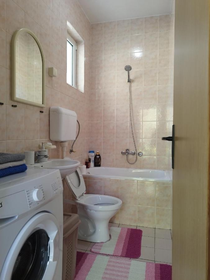 Milka Apartment Cattaro Esterno foto